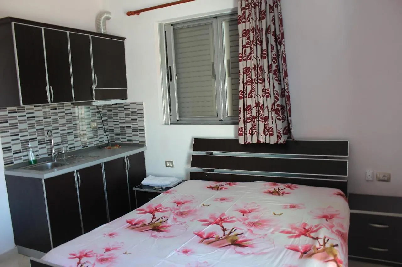 Esmeralda Hotel & Restaurant Ksamil