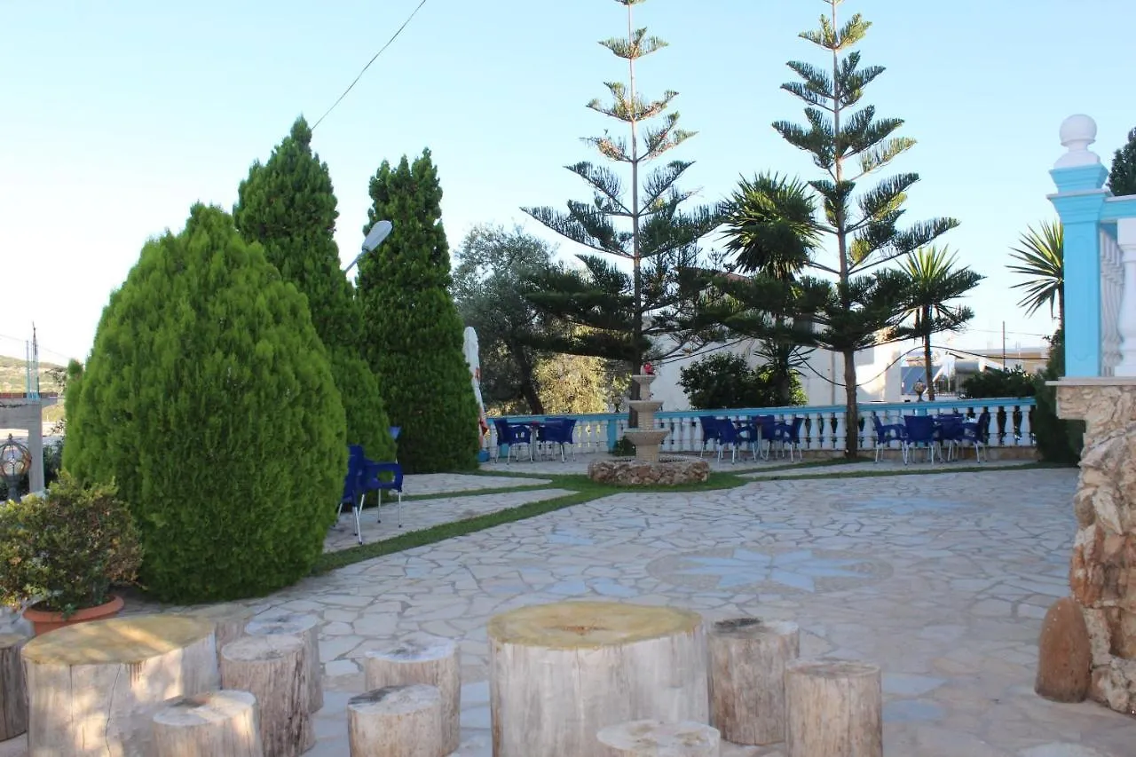 Esmeralda Hotel & Restaurant Ksamil 2*,