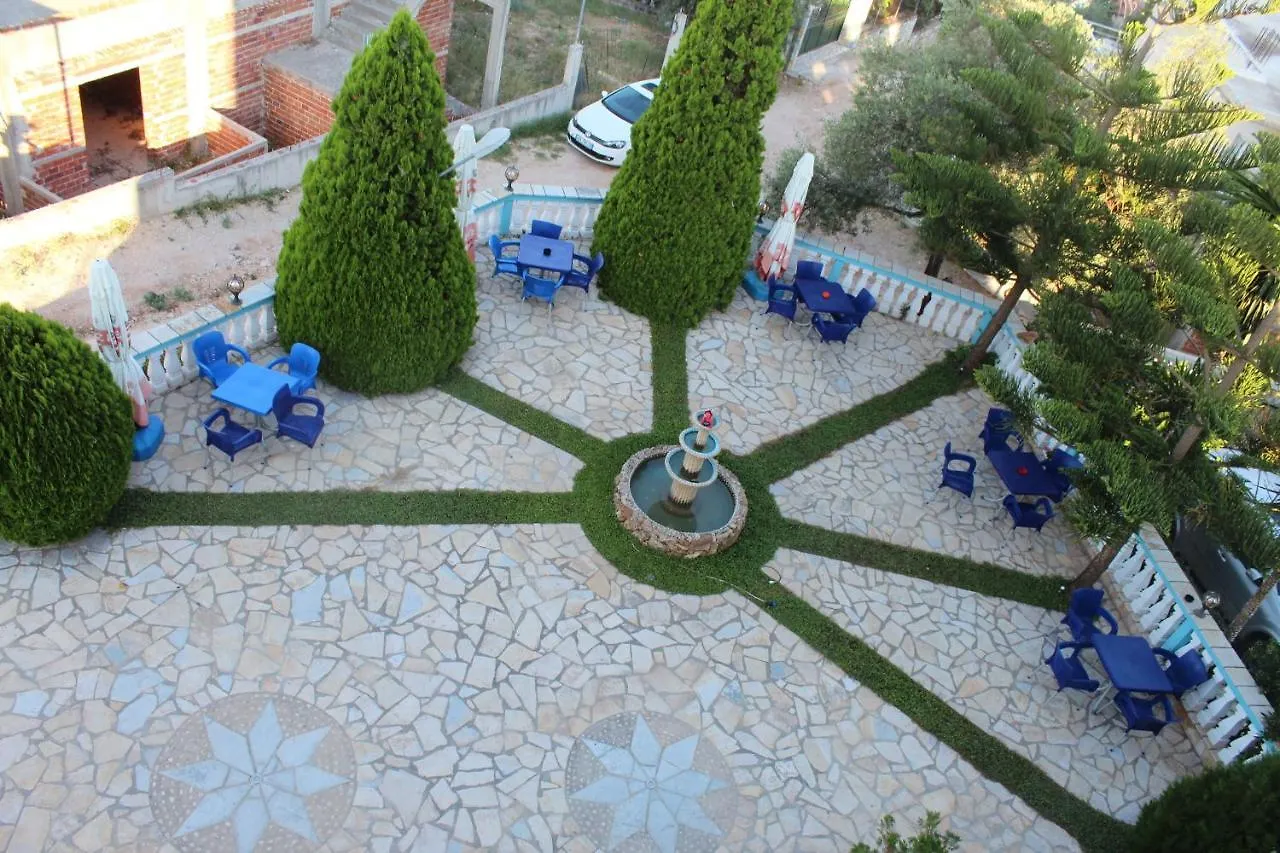קסאמיל Esmeralda Hotel & Restaurant אלבניה