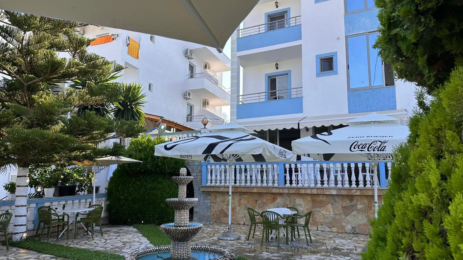 קסאמיל Esmeralda Hotel & Restaurant